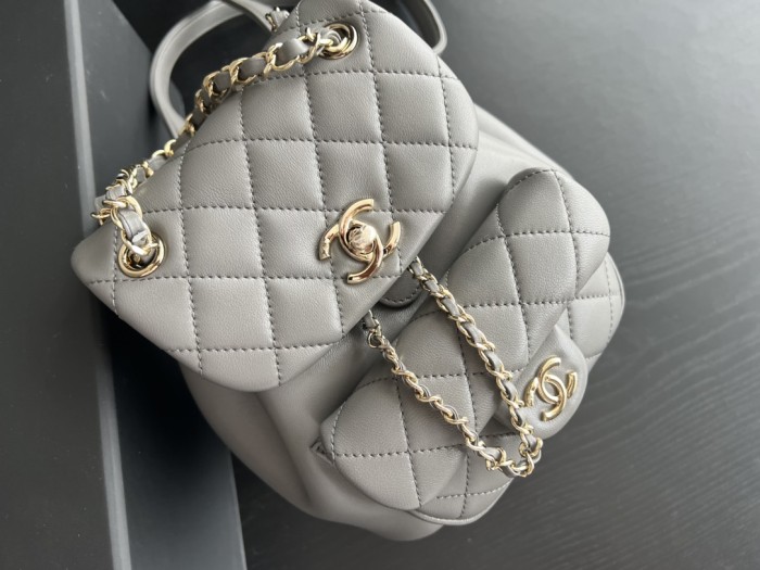 Handbag Chanel 2908 size 18cmx18cmx12 cm