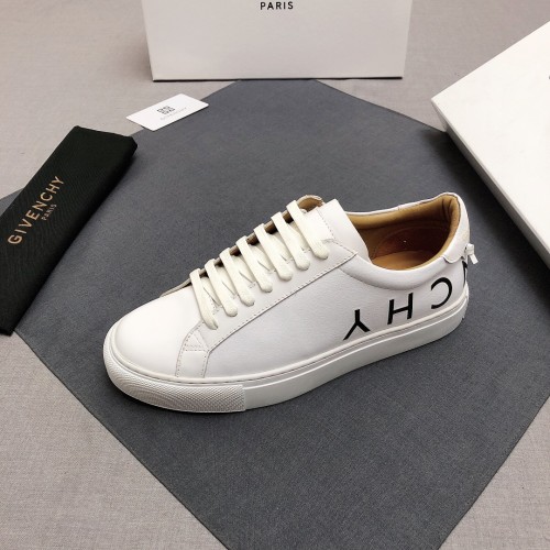 Givenchy Urban Street Logo-print Leather Sneakers 38