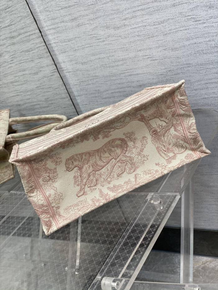 Handbag Dior size 36*18*28 cm