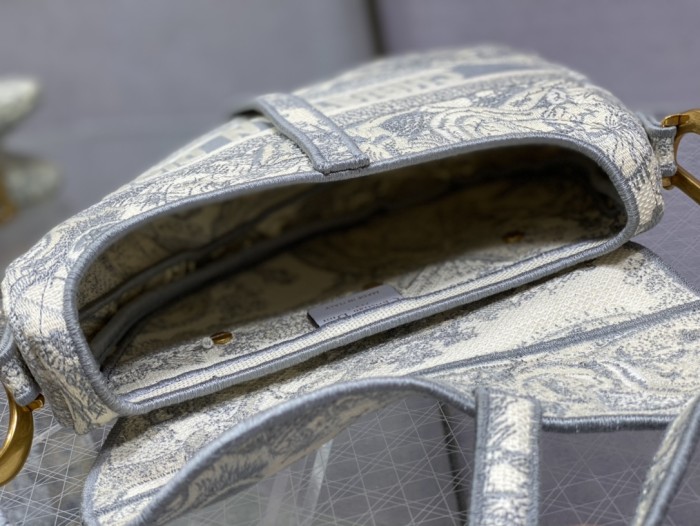 Handbag Dior size 25 cm