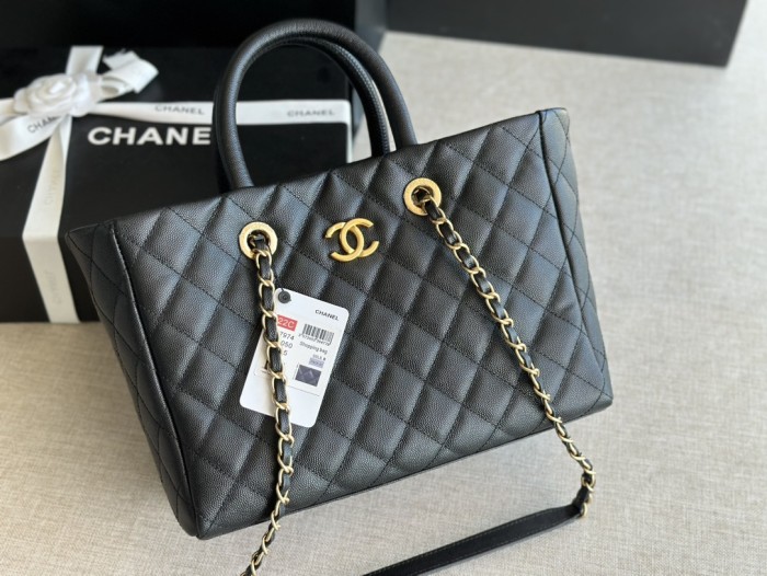 Handbag Chanel A93525 size 36X38X16 CM
