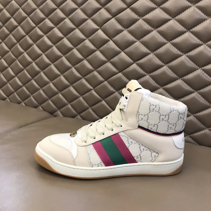 Gucci Screener GG Canvas 21