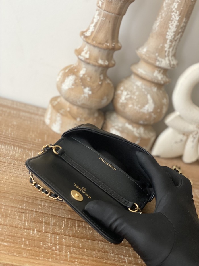 Handbag Chanel 81228 size 12.5 cm