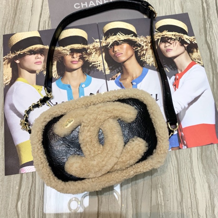 Handbag Chanel AS0406 size 17 11.5 cm