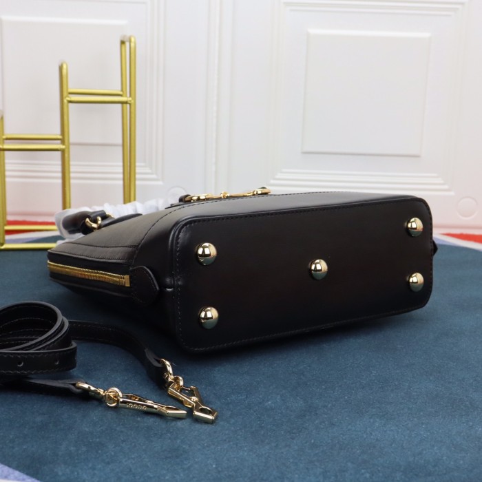 Handbag Gucci 621220 size 25X24X9 cm