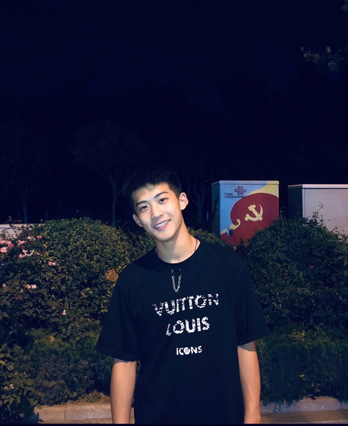 Clothes Louis Vuitton 25