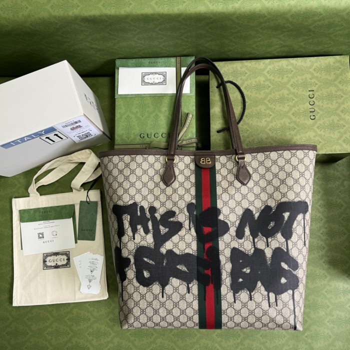 Handbag Gucci 680127 size 41.5*39.5*19.5 cm