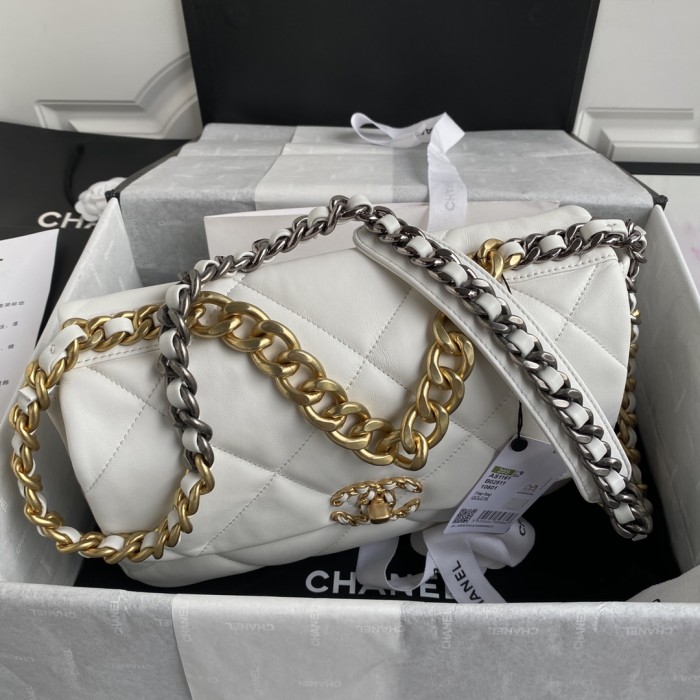Handbag Chanel size 30 cm