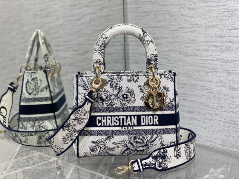 Handbag Dior size 24*11*20 cm