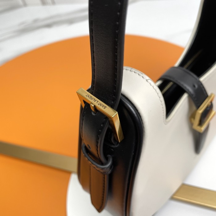 Handbags SAINT LAURENT 672615 size 24.5×18×7 cm