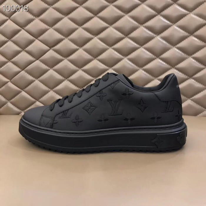 Louis Vuitton Low Top sneaker 31