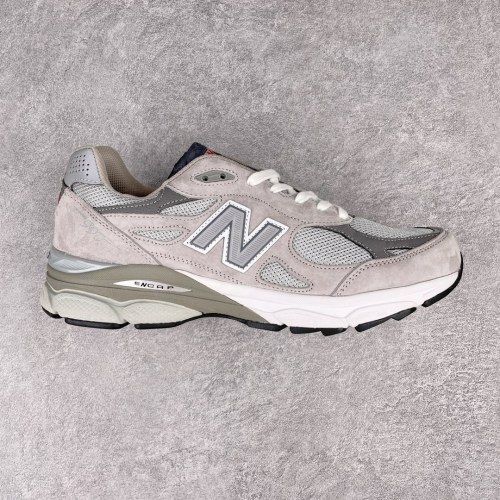 New Balance 990V3 Sneaker 6
