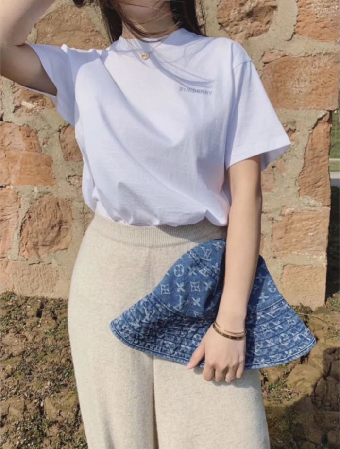 Clothes Burberry 129