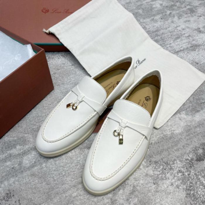 Loro Piana Summer Charms Walk Leather Loafers In 1000 White