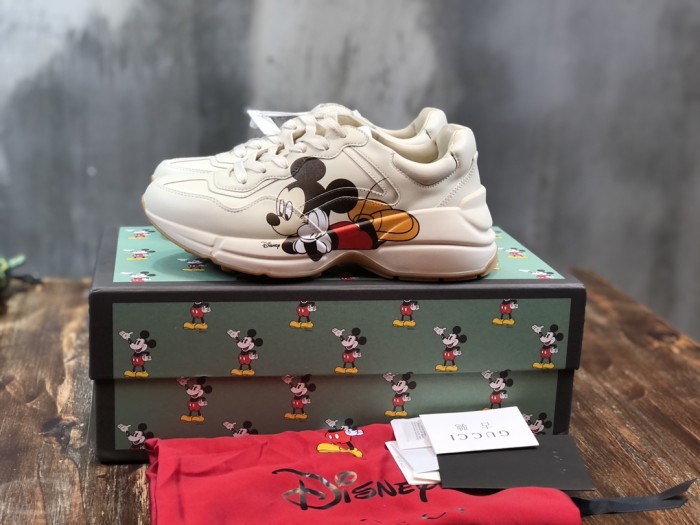 Gucci Rhyton sneaker 4