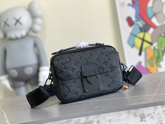 Handbag Louis Vuitton M58489 M58488 size 22 x 18 x 8cm