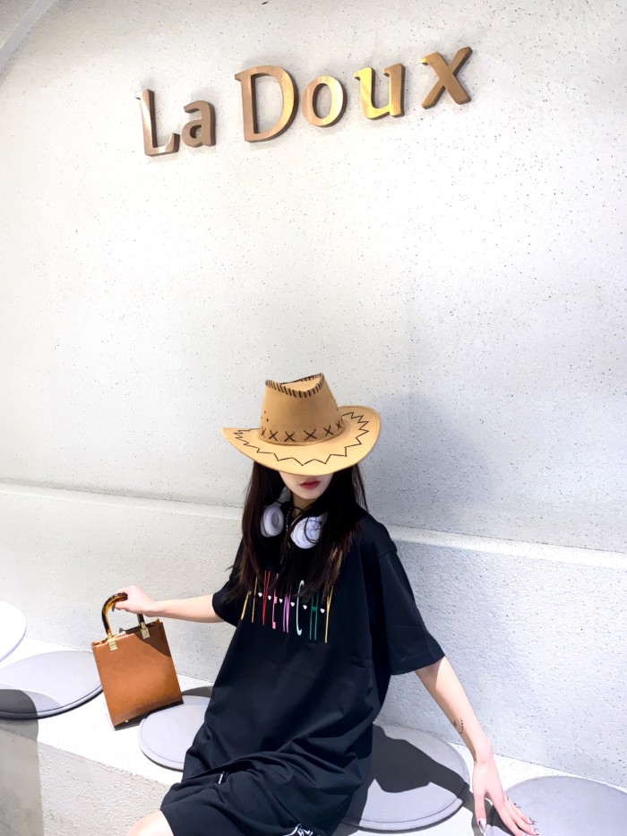Clothes Givenchy 128