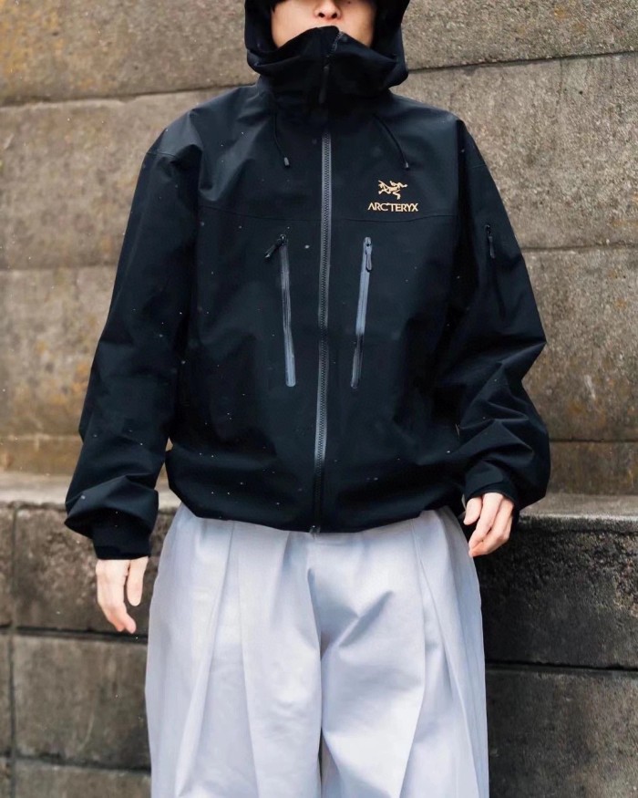 Clothes ARC'TERYX 17