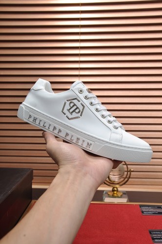 Philipp Plein Low Top Sneakers 31