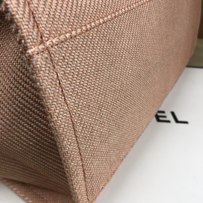 Handbag Chanel A66941 size 38*29*20 cm