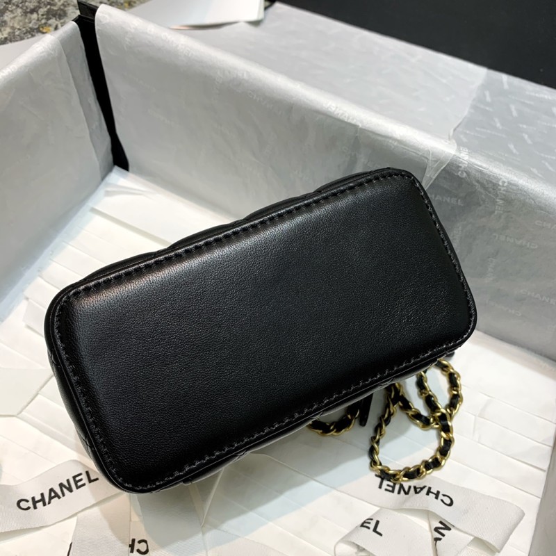 Handbag Chanel 81138 size 16 9.5 8 cm