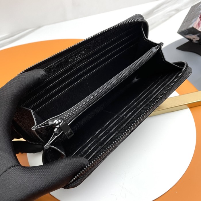 Handbags SAINT LAURENT 358094 size 19x9 cm