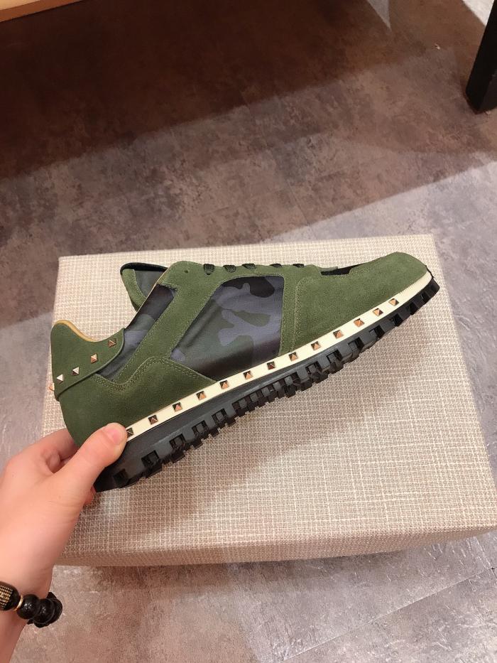 Valentino Garavani Rockrunner camouflage-print sneakers 17