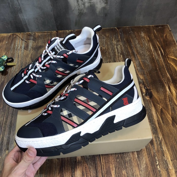 Burberry Arthur Vintage Sneaker 27