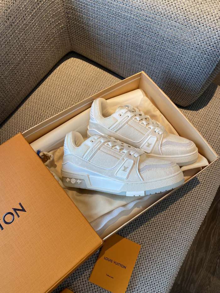 Louis Vuitton LV TRAINERS SNEAKER 9