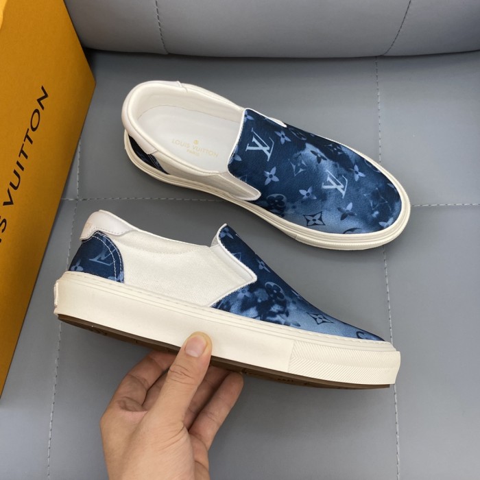 Louis Vuitton Monogram Denim sneaker 25