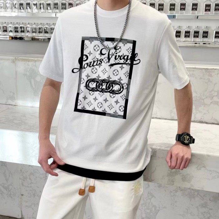 Clothes Louis Vuitton 79