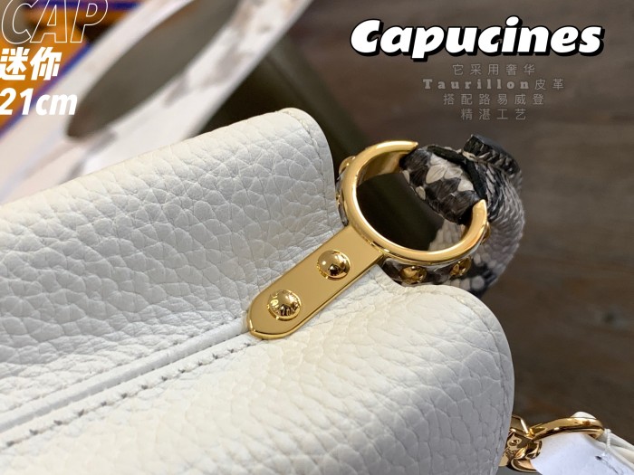 Handbag Louis Vuitton M55921 size 21*14*8 cm