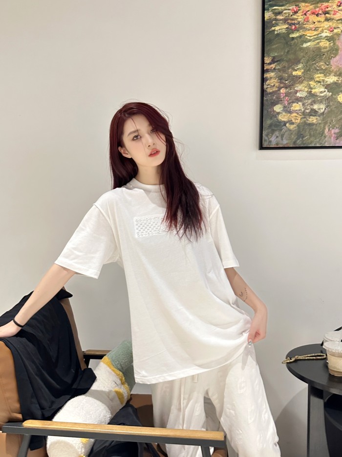 Clothes Louis Vuitton 421