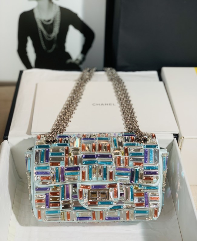 Handbag Chanel size 20 cm