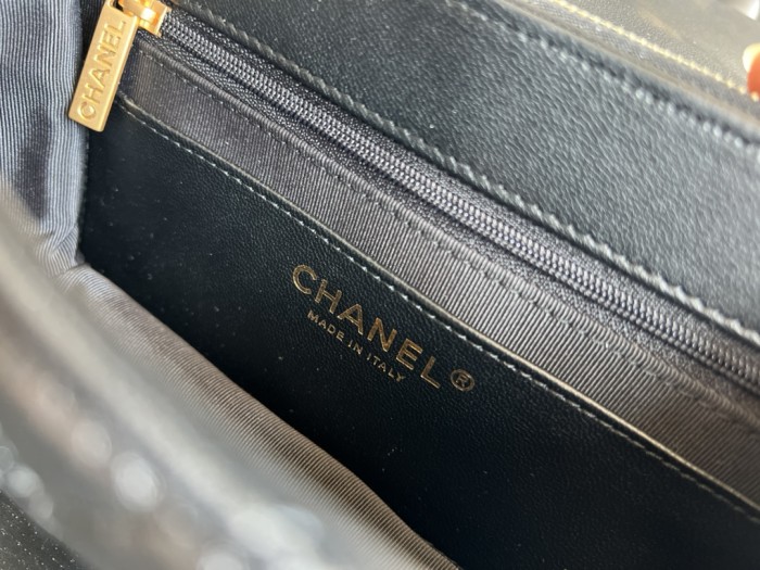 Handbag Chanel 3393 size 16cmx25cm10 cm