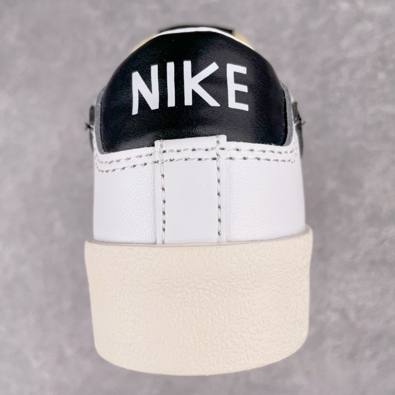 Nike Blazer Low 77 Vintage White Black