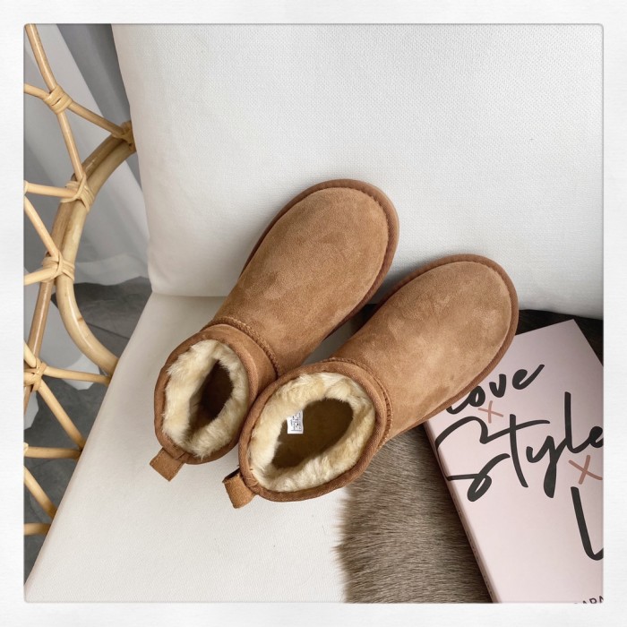 UGG Sneaker 24