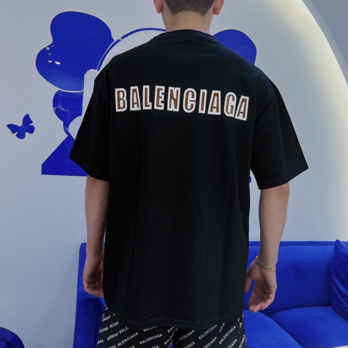 Clothes Balenciaga 17