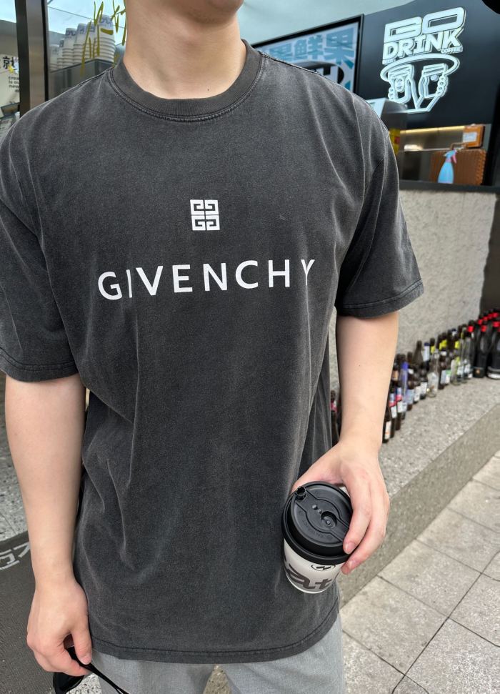 Clothes Givenchy 115