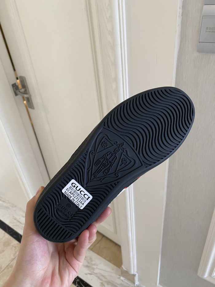 Gucci Women's Ace sneaker with bee sneaker 4