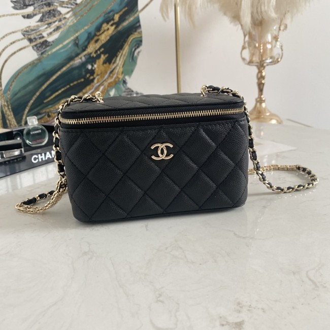 Handbag Chanel 81187 size 16 9.5 8 cm