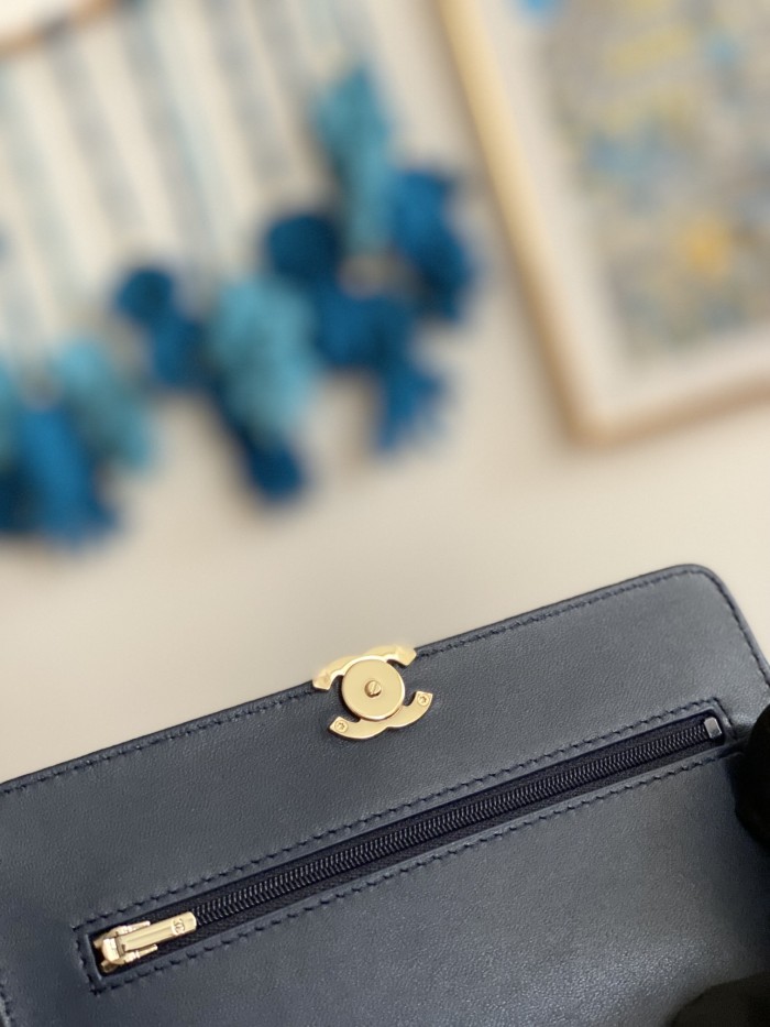 Handbag Chanel 81207 size 19 cm