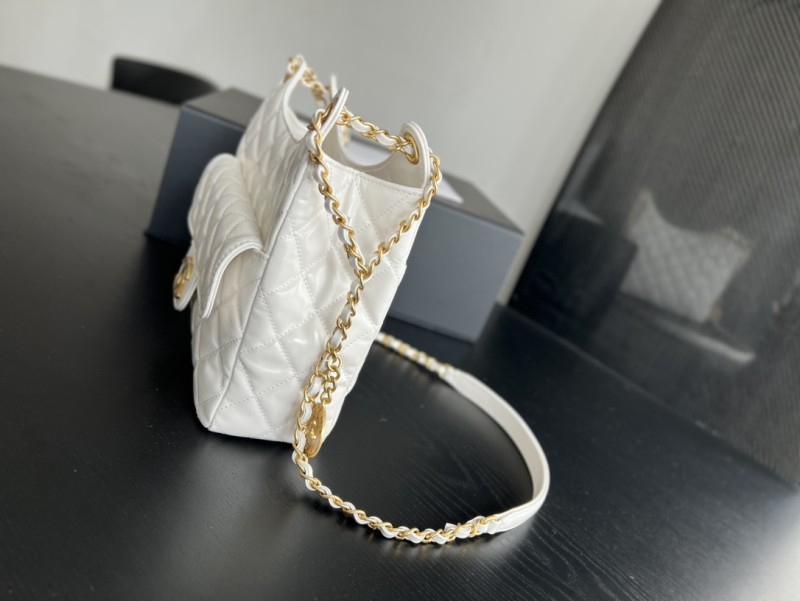 Handbag Chanel AS3690 size 21.5cmx22.5cmx7 cm