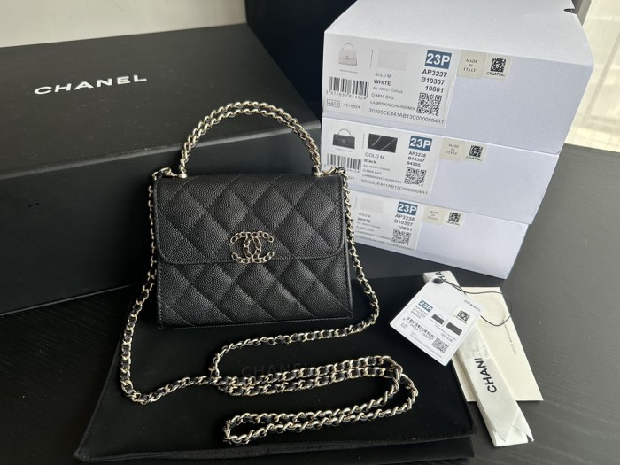 Handbag Chanel 3237 size 15.5cmx12cmx6 cm