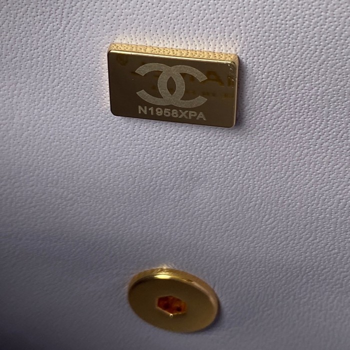 Handbag Chanel size 17 cm