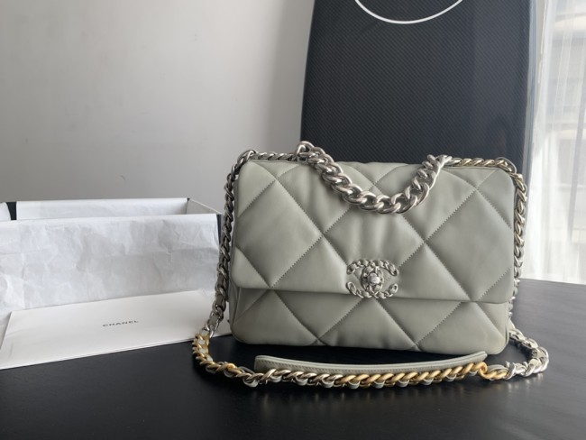Handbag Chanel size 26cmx16cmx9 cm