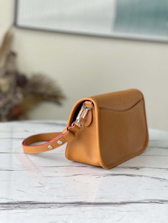 Handbag Louis Vuitton M59457 M59386 M59457 M59460 Buci size:24.5 x 15.5 x 9cm