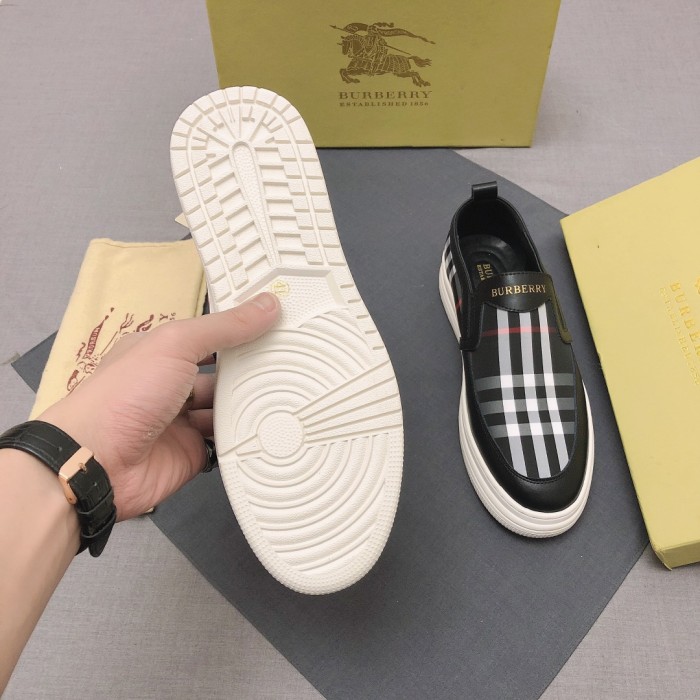 Burberry Perforated Check Sneaker 39