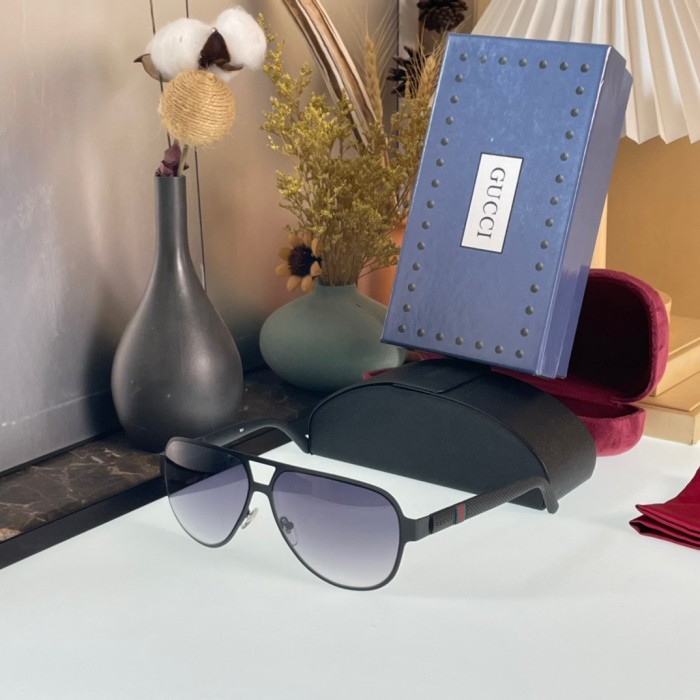 Sunglasses Gucci GG2252 size:62 13-135