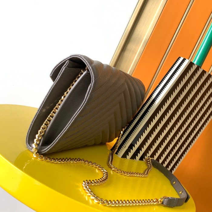 Handbags SAINT LAURENT 377828 size 22.5x14x4 cm